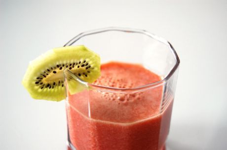 Suco de morango e kiwi